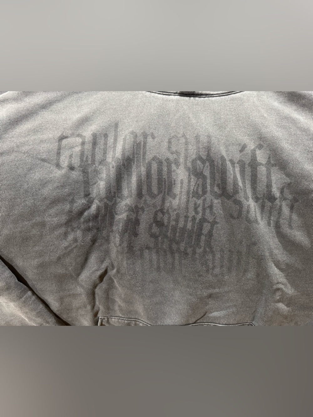 TAYLOR SWIFT • WILL BE NO EXPLANATION WILL JUST BE REP OVERSIZED HOODIE (XL/2XL) - Picture 11 of 11
